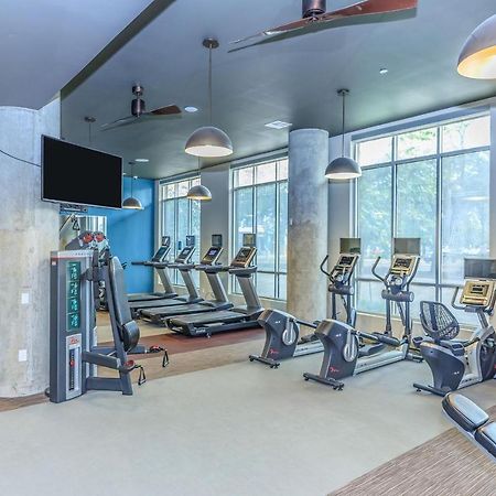 Penthouse Cool-Oasis-In-Houston-Rental Car Available-View-Great-Sleep Exterior foto